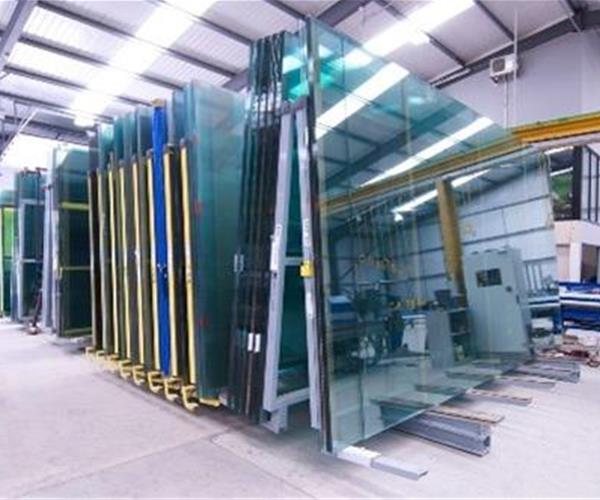 طراحی سایت فروشگاه انواع شیشه میرال و سکوریت (تضمین افزایش فروش)